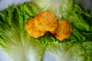Hình ảnh Chả Ức Gà Rau Củ thêm