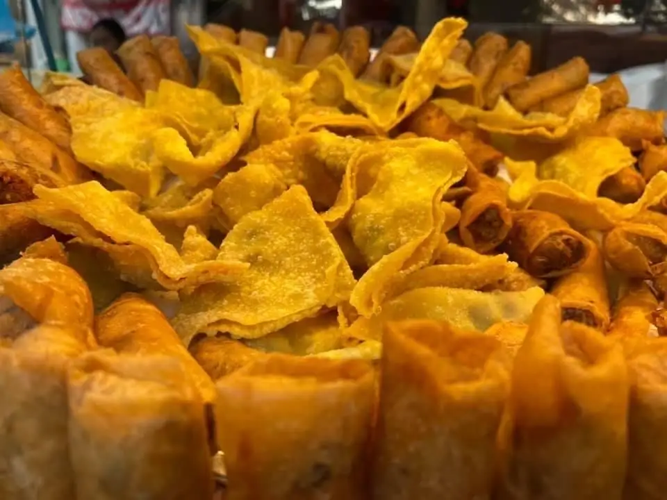 Hoành thánh thêm (2 cái ) - 12.000 ₫ tại Bún & Nui Xào Chay - Bùi Hữu Nghĩa
