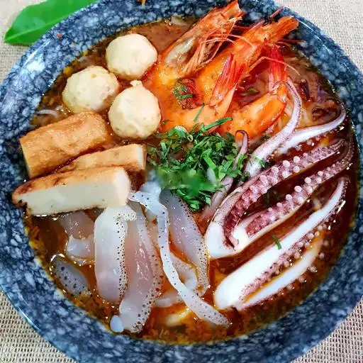 Bún thái đầy đủ - sứa - 94.000 ₫ tại Bún Thái D25 Quán - Cư Xá Phú Lâm B