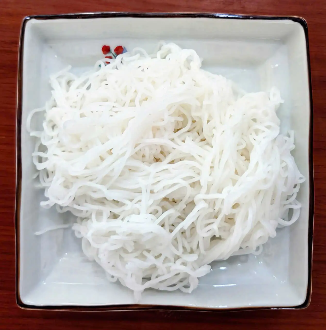 Bún thêm - 6.000 ₫ tại NDL FOOD & BEVERAGE - Bún Thịt Nướng, Nem Nướng & Chả Giò Chiên - Hồng Bàng