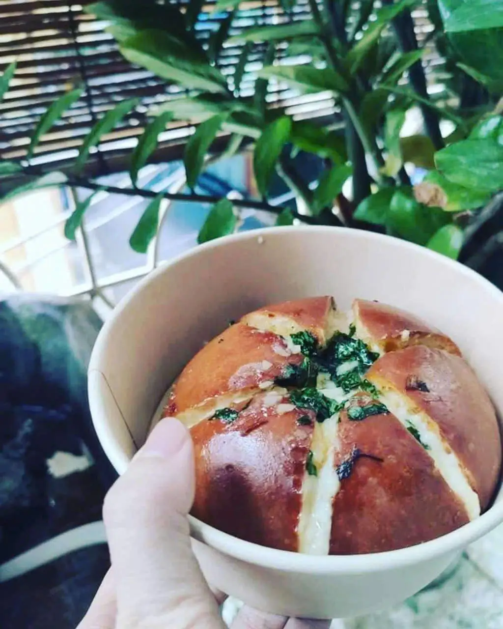 Hình ảnh Bánh Mì Bơ Tỏi Phô Mai
