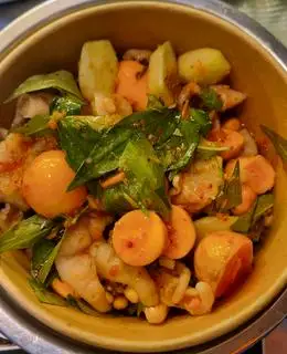 Hình ảnh Trứng gà non sốt Thái