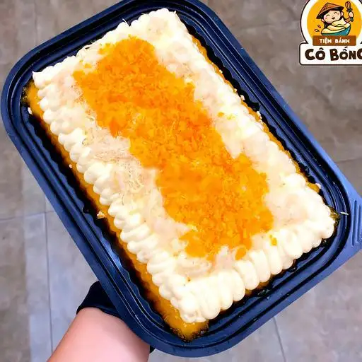 Hình ảnh Bông lan trứng muối 2 sốt hộp to