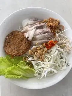 Bún mắm nêm thịt luộc - chả - 35.000 ₫ tại Bánh Canh Chả Cá, Gỏi Cuốn & Bún Mắm Nêm - Đường Số 10