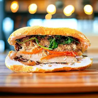 Bánh mì chả tàu hủ ky - 35.000 ₫ tại Bánh Mì Chay Chơn Lạc - Đinh Bộ Lĩnh