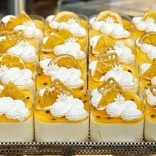 Hình ảnh Bánh mousse trái cây các vị (cốc 300ml)