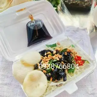 Gỏi bò đen ( 1 hộp ) - 25.000 ₫ tại Loan - Gỏi Cuốn Tôm Thịt & Gỏi Khô Bò - Phạm Văn Hai