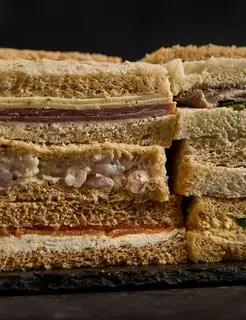 Hình ảnh Bánh mi pate nướng đặc biệt
