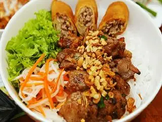 Hình ảnh Bún thịt nướng - nem nướng - chả giò