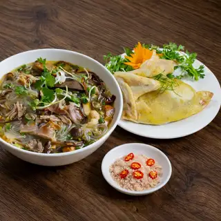 Hình ảnh Combo A2( 1/2 gà + miến)