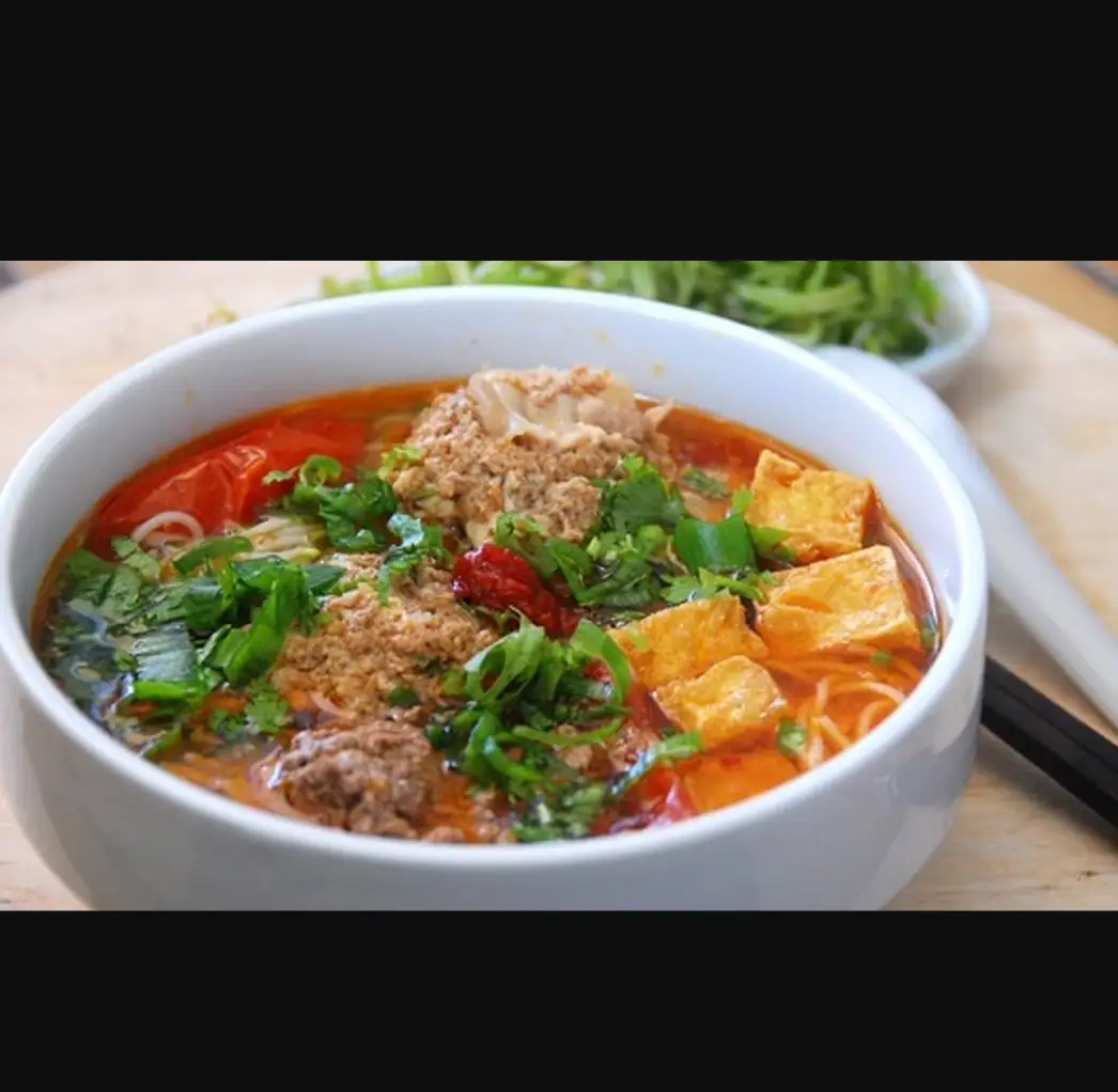 Bún Riêu Cua Chả Mọc  - 42.000 ₫ tại Cô Bích - Bún Riêu Cua & Canh Bún Cua
