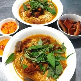 phá lấu mì gói nước lớn +  trà tắc  - 82.000 ₫ tại Phá Lấu Bò Như Ý - Trà Sữa - 37B Lão Tử 
