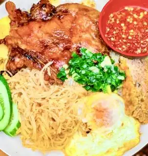 Cơm tấm sườn chà - 50.000 ₫ tại Cơm Tấm Hải Nam - Cách Mạng Tháng Tám