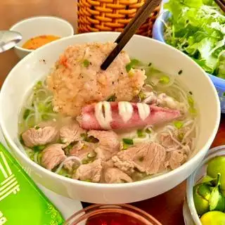 Bún quậy - tôm - bò - mực - 75.000 ₫ tại Bún Quậy Phú Quốc Thanh Hùng - Cao Thắng
