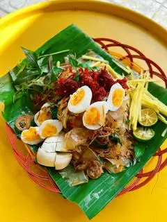 Hình ảnh Bánh tráng mỡ hành, tóp mỡ Gu Tui