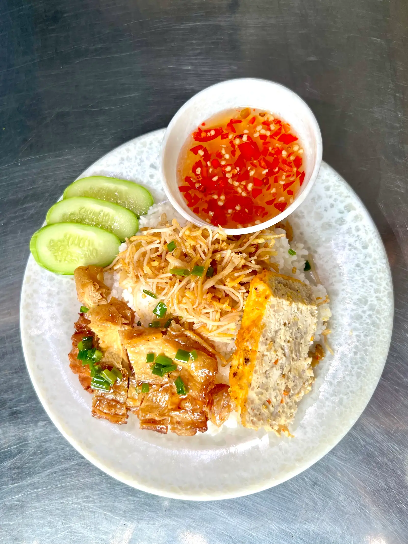Cơm tấm sườn bì chả chay - 50.000 ₫ tại Phở Chay Thanh Cao - Đường 41