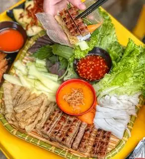 Hình ảnh combo 3 nem đặc biệt ( tặng 1 trà ) 