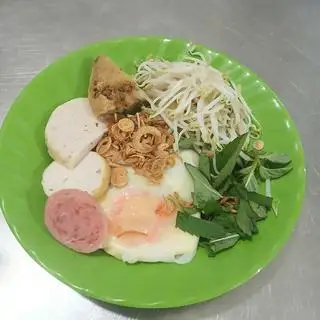 bánh trứng lòng đào có nhân - 42.000 ₫ tại Bánh Cuốn Tiến Đạt - Chung Cư Ngô Gia Tự