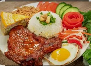 Hình ảnh cơm tấm sườn 