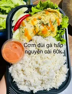 Hình ảnh cơm đùi gà hấp