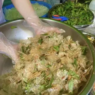 Hình ảnh Bánh Tráng Trộn Tỏi