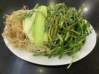 Rau thêm  - 19.000 ₫ tại Lẩu Cá Kèo Bà Huyện - 18 Bà Huyện Thanh Quan