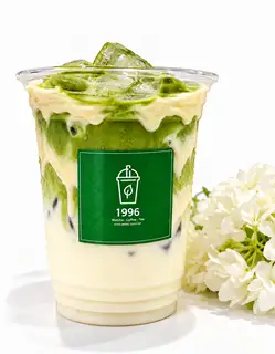 Hình ảnh Matcha latte phô mai bò cười