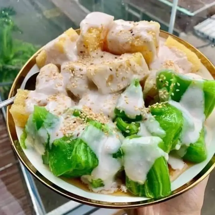 [HỘP 01KG MIX] BÁNH ĐÚC GÂN & BÁNH CHUỐI HẤP - 195.000 ₫ tại Solar Food - Bánh Đúc Gân Lá Dứa & Bánh Chuối Hấp - Bến Vân Đồn 