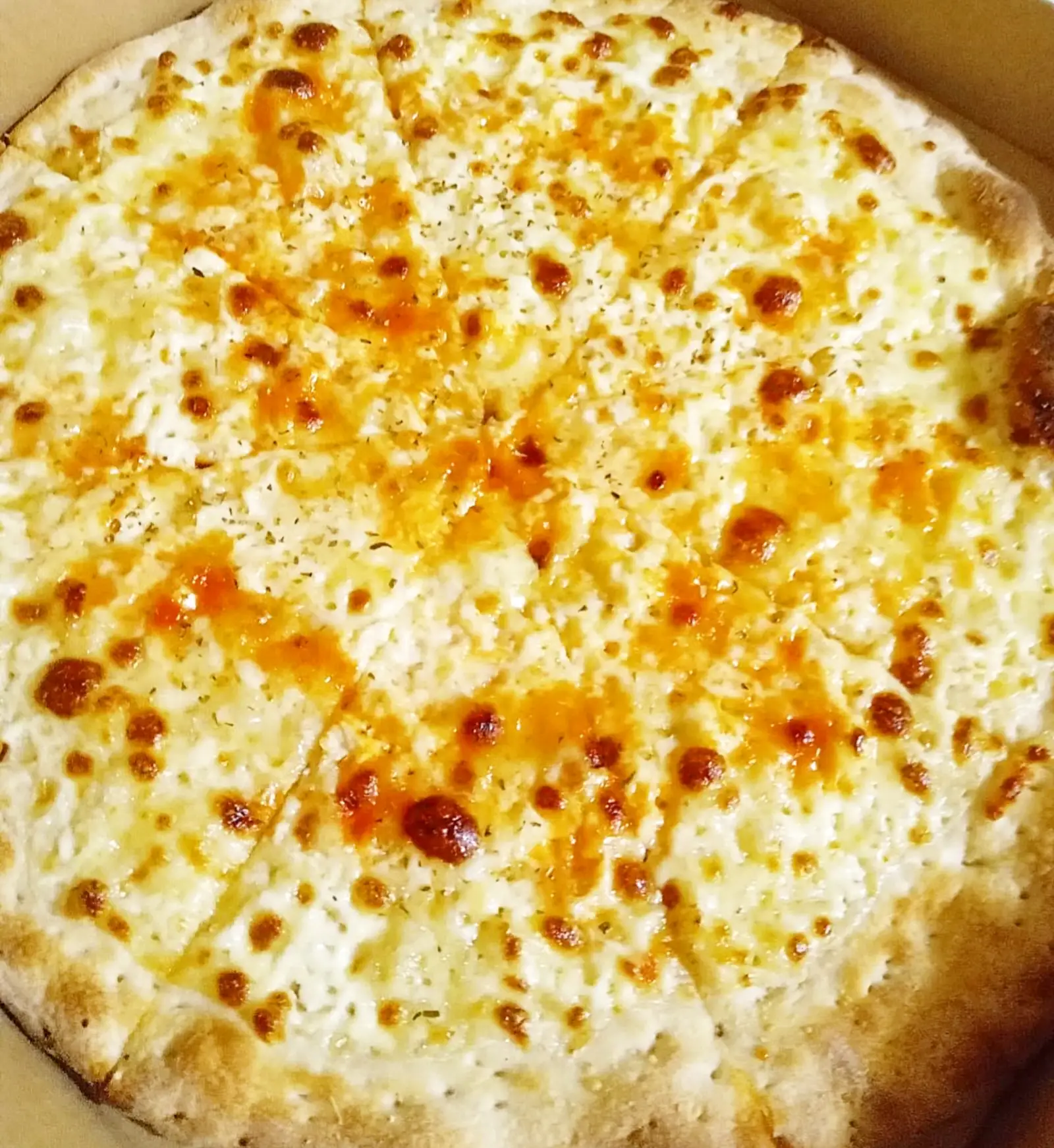 Quattro Formaggi - L - 275.000 ₫ tại De Italiano's Pizza - Xô Viết Nghệ Tĩnh