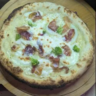 Pizza carbonara - 125.000 ₫ tại Pizza Wolf - Napoli Thủ Công Lò Củi - Kênh Tân Hóa