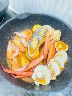 Hình ảnh Combo C3C - chân cua tuyết mix tôm thẻ, vẹm, sò