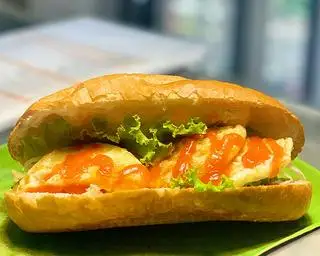 Bánh mì 1 trứng - 21.000 ₫ tại Bread 24h Hamburger & bánh Mì - Điện Biên Phủ