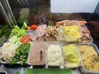 Bánh Mì Que Xúc Xích + phô mai sợi( cheese) - 25.000 ₫ tại Bánh Mì Que Đà Nẵng & Burger - Xóm Chiếu    