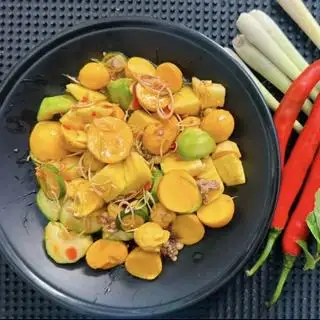 Mix chân gà -Trứng non - 95.000 ₫ tại Chân Gà Trứng Non - Mê Sốt Thái - Đường Số 5