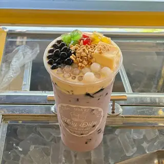 Hình ảnh Trà sữa khoai môn full topping