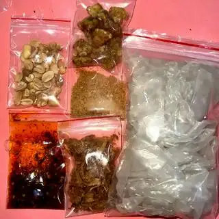 Rìa muối nhuyễn hành phi sate tóp mỡ - 22.000 ₫ tại Uyên Bánh Tráng Phơi Sương - Bánh Tráng Abi & Ăn Vặt - Đường Số 47
