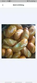 Bánh mì không - 5.000 ₫ tại Hoàng Long - Bánh Mì Hà Nội - Lê Hồng Phong