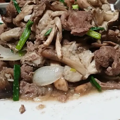 Cơm bò nấm + Trà tắc  - 70.000 ₫ tại Cơm Chiên 180 Hưng Phú - Hưng Phú 