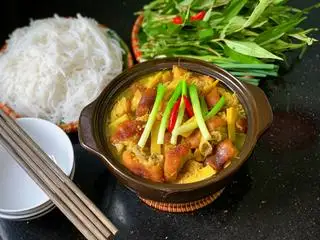 Hình ảnh Set chân giò thui rơm