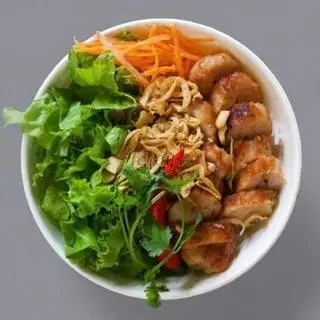 Hình ảnh Bún trộn nem nướng - trà hoa atiso