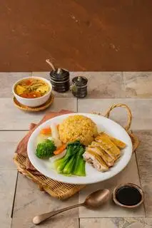 Hình ảnh Cơm đảo gà chặt