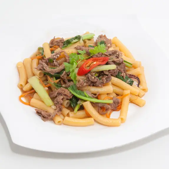 Nui xào bò  - 80.000 ₫ tại Tuyết Mai Bò Beefsteak & Bún Nước Lèo Sóc Trăng - Lý Thái Tổ