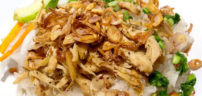 Xôi Gà(xé) - 29.000 ₫ tại Bánh Mì & Xôi Mặn Tuấn Mập - Lê Đức Thọ