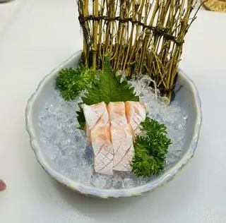 Hình ảnh Sashimi bụng cá hồi Na Uy 5 miếng