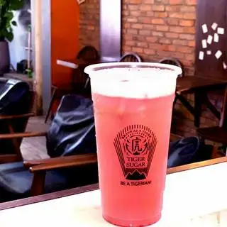 Trà  cam bưởi  nhiệt đới - 42.000 ₫ tại Trà Sữa Tiger Sugar - Đường Nâu Sữa - Xóm Chiếu