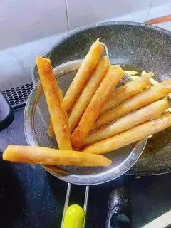Hình ảnh Nem Vỏ Giòn 8 Cái