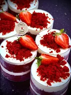 Hình ảnh Mousse red velvet