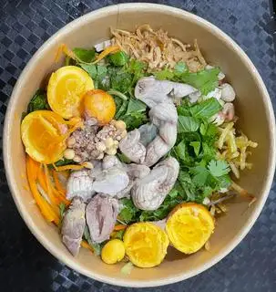 Hình ảnh Bún da gà - phao câu