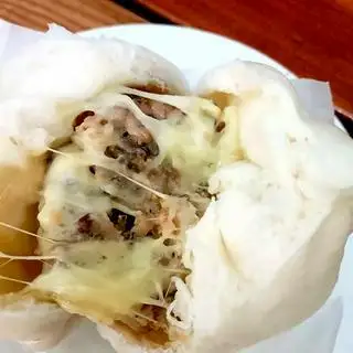 Hình ảnh Bánh Bao Gà Nấm Phomai