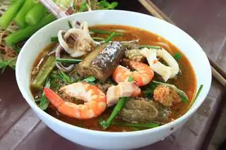 Bún mắm đặc biệt - 70.000 ₫ tại Bún Mắm & Bánh Canh Cua Ông Tám - Nguyễn Nhữ Lãm